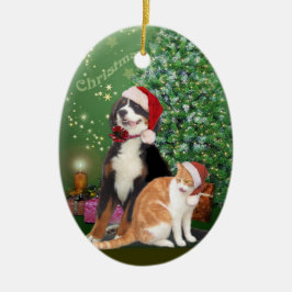 Katze & Hund mit Weihnachtsmannmützen Keramik Ornament
