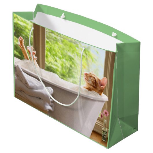 Katze im Bauch Große Geschenktüte (Rückseite Schrägansicht)