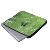 Katze im Gras Laptopschutzhülle (Vorne Knopf)