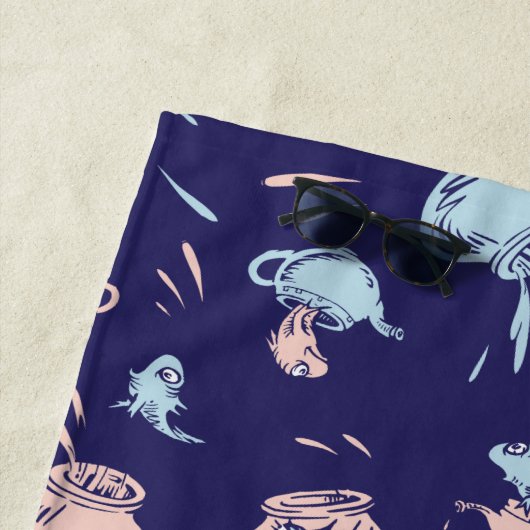 Katze im Hut | Das Fischmuster Strandtuch (Beispiel)