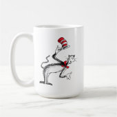 Katze im Hut nimmt einen Bow Kaffeetasse (Links)