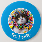 Katze im Party Cone Button (Vorderseite)