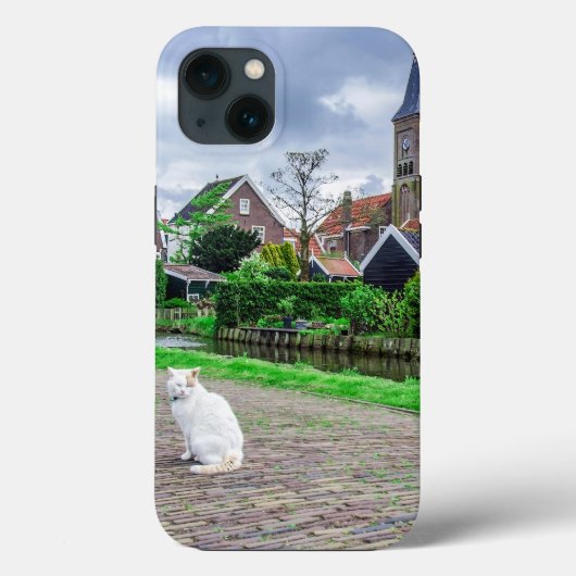 Katze im traditionellen Fischerdorf Case-Mate iPhone Hülle (Rückseite)