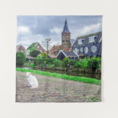 Katze im traditionellen Fischerdorf Wandteppich (Vorderseite)