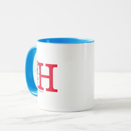 Katze in der Hat Balancing Act Monogram H Tasse (Vorderseite Links)
