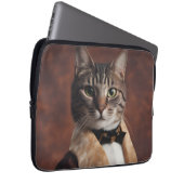 Katze in der Rauchjacke Laptopschutzhülle (Vorne Rechts)