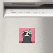 Katze in einem Papier-Hat-Whimsikmagazin Magnet (In Situ (Geschirrspüler))