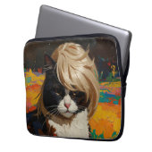 Katze in einer Perücke (#2) Laptopschutzhülle (Vorderseite Links)