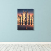 Katze in Mailand Duomo Stretched Canvas Print Leinwanddruck (Insitu (Holzboden))