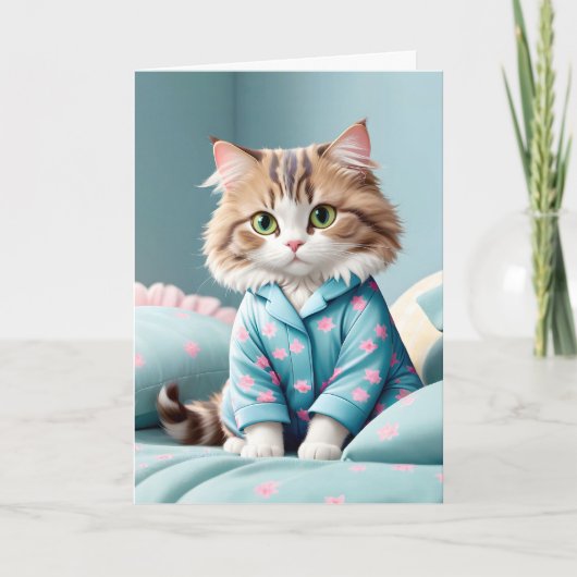 Katze in Pajamas zum Geburtstag Karte (Vorderseite)