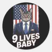 Katze in Suite mit Trump Hair American Flag 9 Live Runder Aufkleber (Vorderseite)