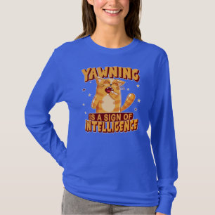 Katze ist schläfrig gähnende Katze müde Kätzchen T-Shirt