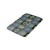 Katze Lady Multi Cats Sitzen Thunder_Cove Badematte (Schrägansicht)