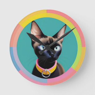 Katze mit auffallenden Augen von rundem Spiegel Runde Wanduhr