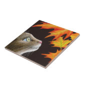 Katze mit Blick auf Herbstblätter Katze 442 Fliese (Seite)