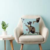 Katze mit Bogen fängt einen Ladybug. Kissen (Stuhl )