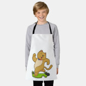 Katze mit Choker beim Laufen Schürze (Getragen)