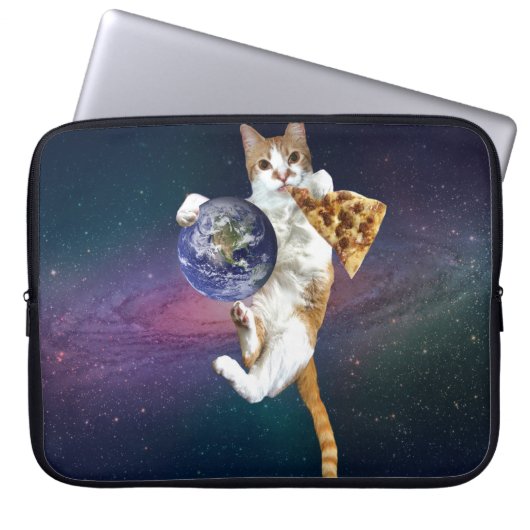 Katze mit dem Planeten und Pizza essen Laptopschutzhülle (Vorderseite)