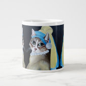 Katze mit einer Perle, die Jumbo-Tasse verdient (Vorderseite)