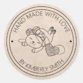 Katze mit Garnhand Made with Liebe Monogram Runder Aufkleber (Vorderseite)