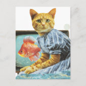 Katze mit Goldfisch auf TV Collage Postkarte (Vorderseite)