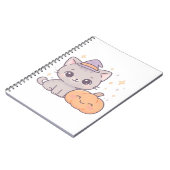 Katze mit Hexenhut und lächelnd Kürbiskuchen Niedl Notizblock (Linke Seite)