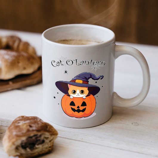 Katze mit Hexenhut zu Halloween Jack-O-Lantern Kaffeetasse