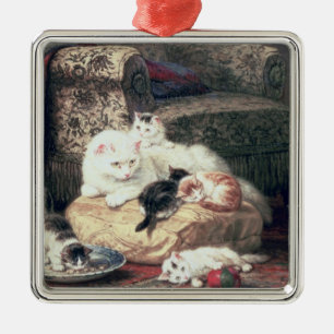 Katze mit ihren Kätzchen auf einem Kissen Silbernes Ornament