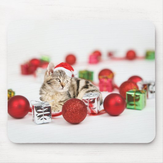 Katze mit roter Weihnachtsmannmütze Weihnachtsschm Mousepad (Vorne)