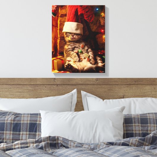 Katze mit Strumpf auf Kopf Leinwanddruck (Insitu (Schlafzimmer))