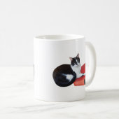 Katze mit Tasse (VorderseiteRechts)