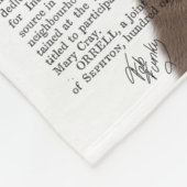 Katze mit Taube auf Kopf Fleecedecke (Ecke)