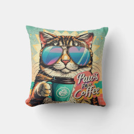 Katze mit übergroßer Sonnenbrille und Kaffee Kissen