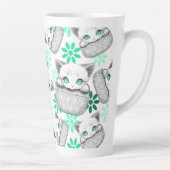 Katze Niedlich und spielerisch aus einem Pocket Milchtasse (Rechts)