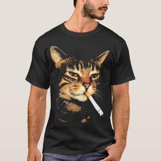 Katze raucht eine T-Shirt