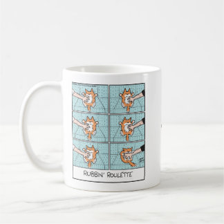 Katze reibt Roulet Kaffeetasse
