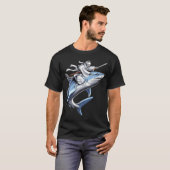 Katze Samurai Ninja Reitet Hai T-Shirt (Vorne ganz)