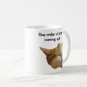 Katze schläft auf der Arbeit Kaffeetasse (VorderseiteRechts)
