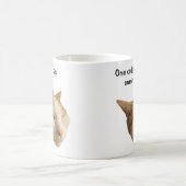 Katze schläft auf der Arbeit Kaffeetasse (Mittel)