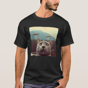 Katze Selfie mit Alien UFO Raumschiff Funny Cat Li T-Shirt