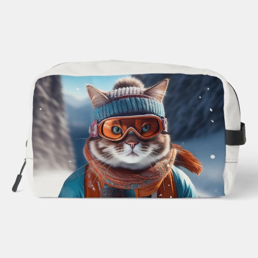 Katze Skifahren auf den verschneiten Alpen Waschbeutel (Rückseite)