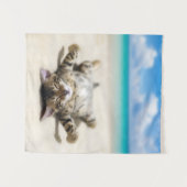 Katze Sonnenbaden am Strand Wandteppich (Vorderseite (Horizontal))