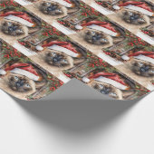 Katze trägt Weihnachtsmannmütze für Weihnachts-Par Geschenkpapier (Ecke)