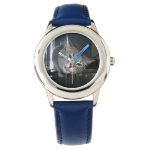 Katze trinken aus der Küche Gestochen, Armbanduhr