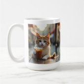 Katze trinkt Kaffee auf einer Straße Kaffeetasse (Links)