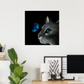 Katze und Blauer Schmetterling Poster (Heimbüro)