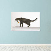 Katze und Goldfische Leinwanddruck (Insitu (Holzboden))