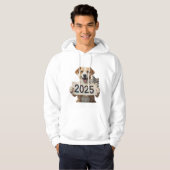 Katze und Hund, die das Plakat 2025 halten Hoodie (Vorne ganz)