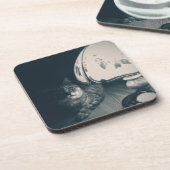 Katze- und Lampennoir-Style-Fotografie Getränkeuntersetzer (Linke Seite)