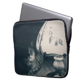 Katze- und Lampennoir-Style-Fotografie Laptopschutzhülle (Vorderseite Links)